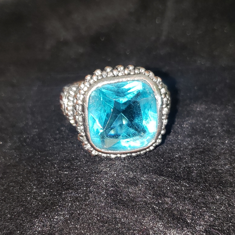 Turquoise rhinestone ring